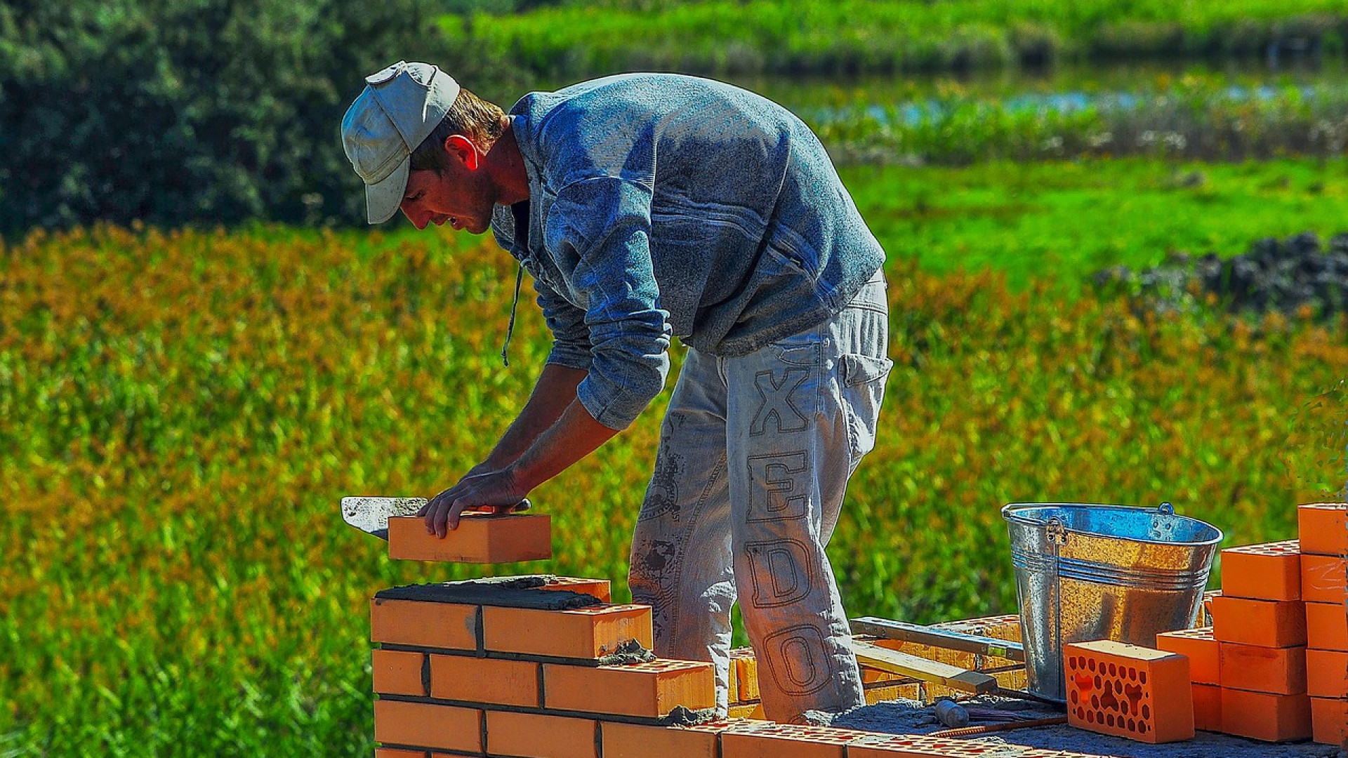 Faites confiance à une entreprise de maçonnerie pour la rénovation de votre maison...