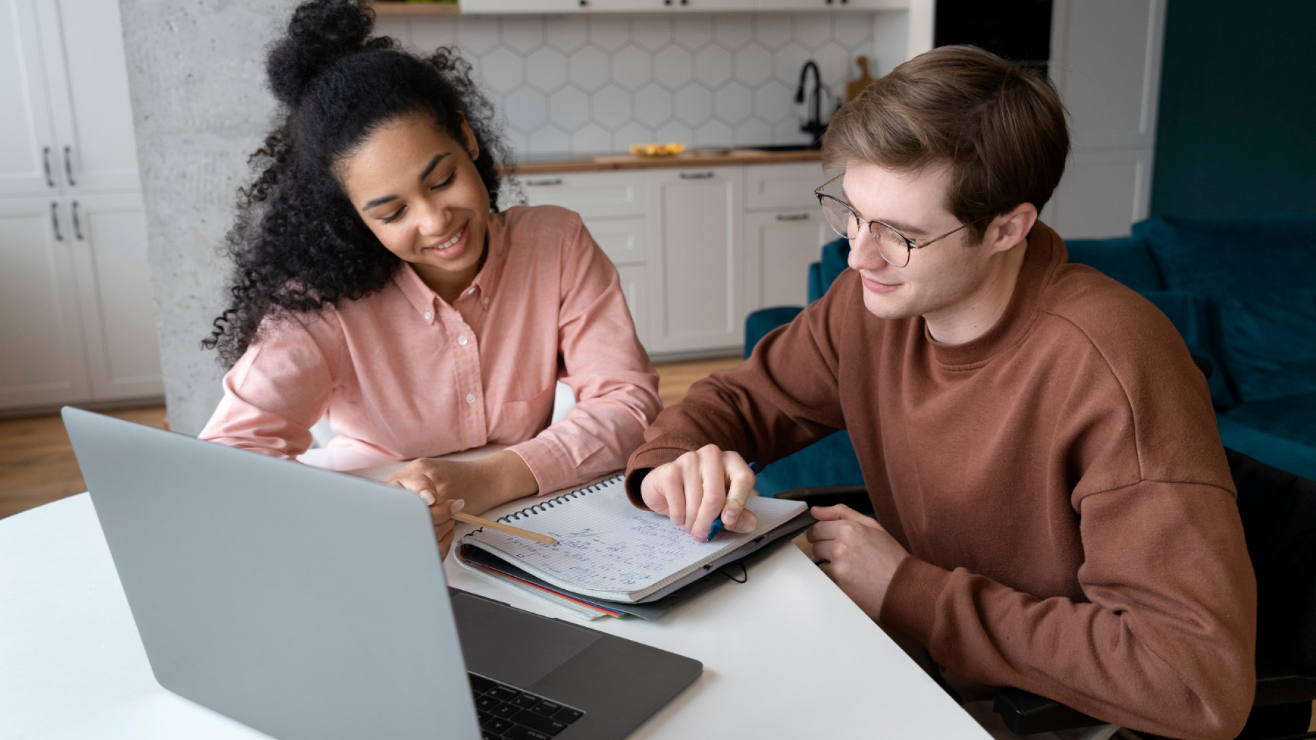 Assurance GLI et dossier locataire étudiant : comment s’y retrouver ?