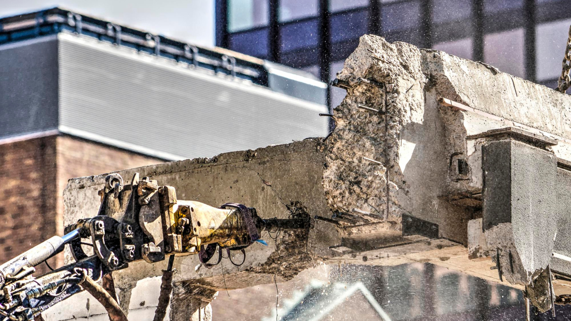 Entreprise de déconstruction : pourquoi confier vos travaux à un professionnel ?